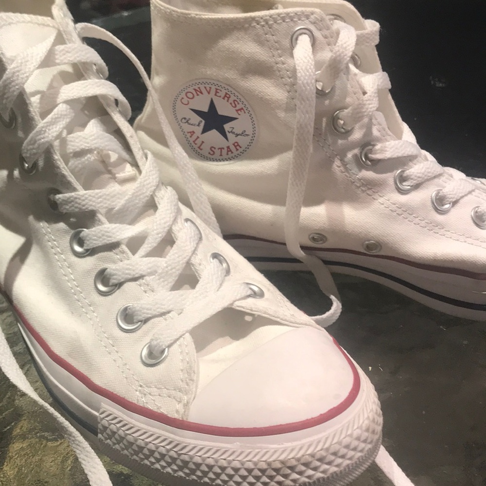 ✨LIKE NEW✨ white high top converse